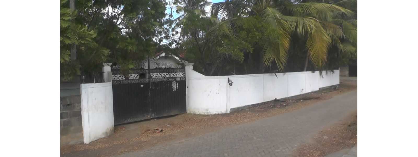 හම්බන්තොට අයිස් මත්ද්‍රව්‍ය නිෂ්පාදනාගාරයක් වටලයි